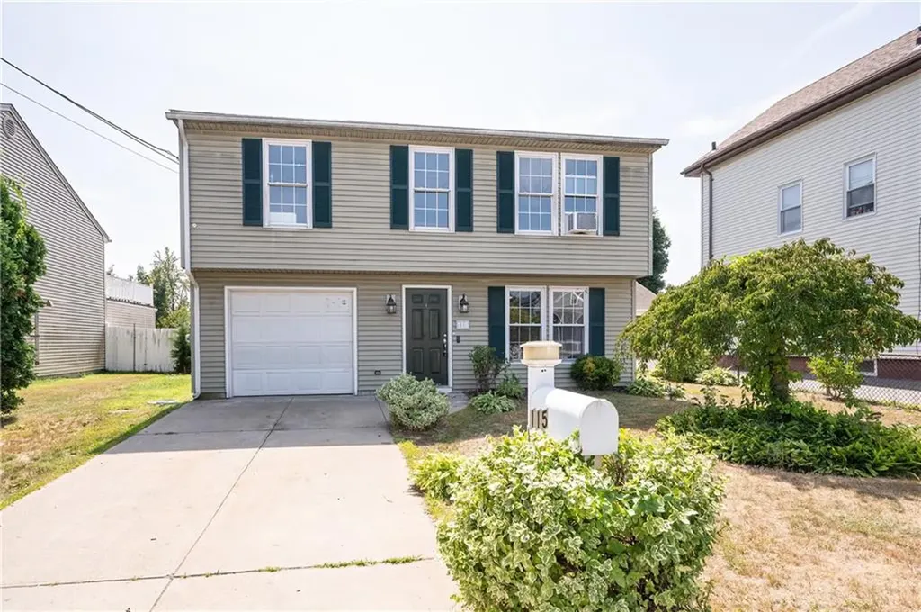 115 Sutton Avenue East Providence RI 02914