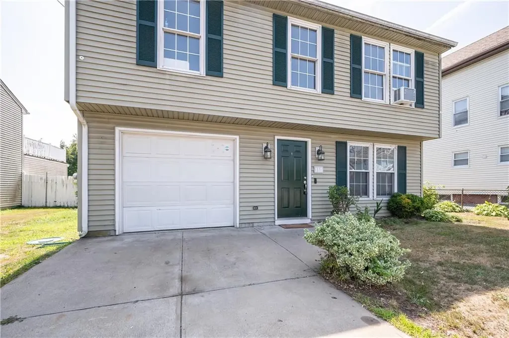 115 Sutton Avenue East Providence RI 02914