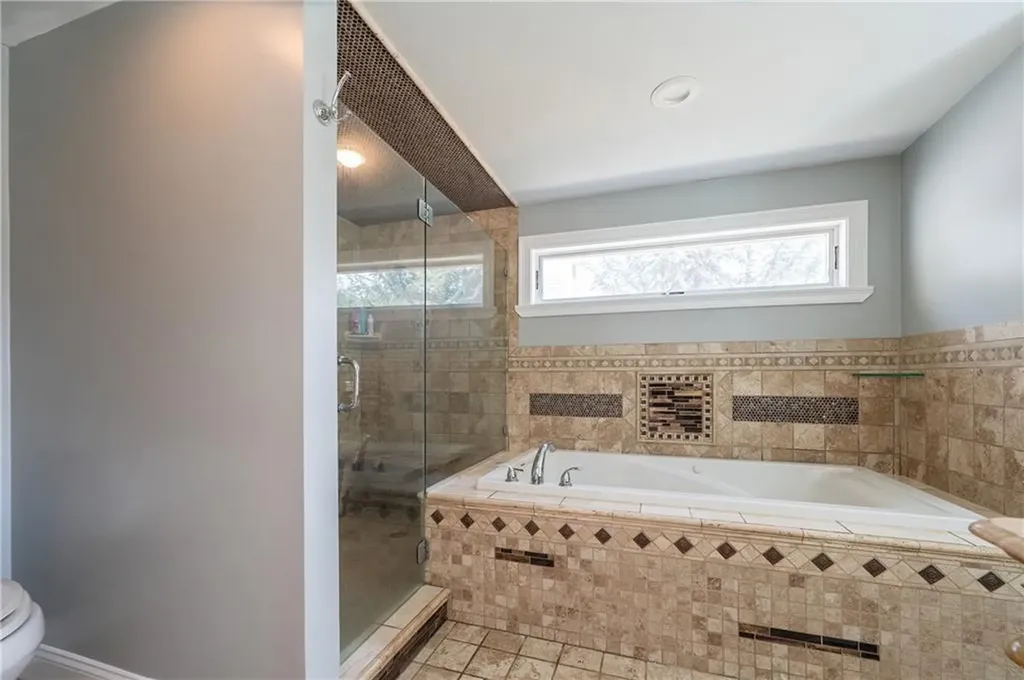 115 Sutton Avenue East Providence RI 02914