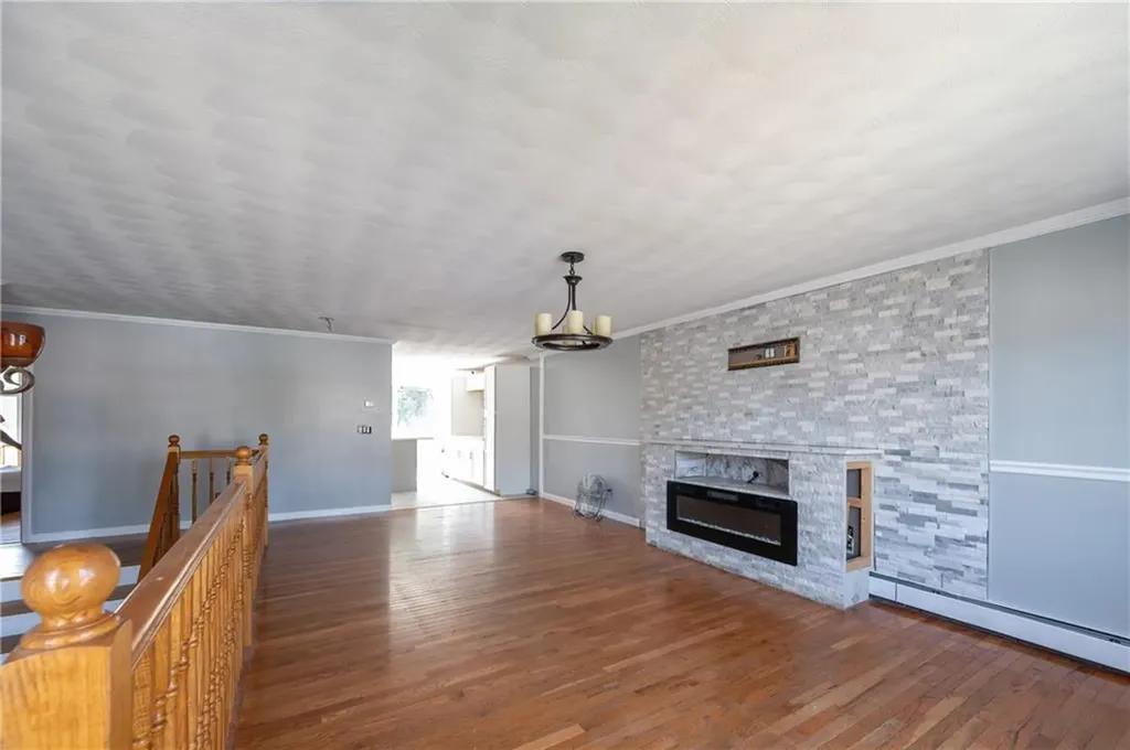 115 Sutton Avenue East Providence RI 02914