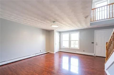 115 Sutton Avenue East Providence RI 02914