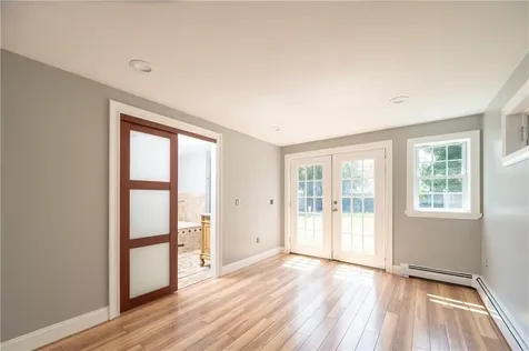 115 Sutton Avenue East Providence RI 02914