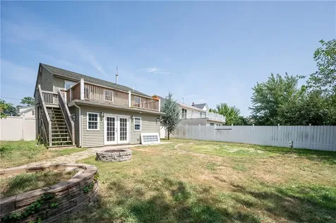 115 Sutton Avenue East Providence RI 02914