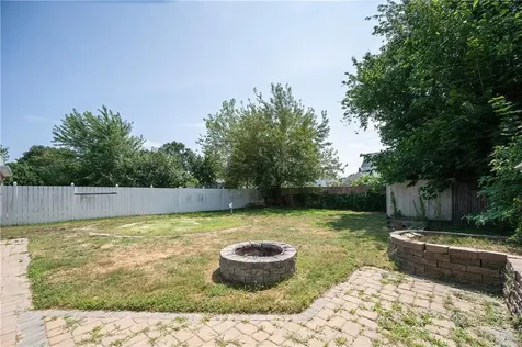 115 Sutton Avenue East Providence RI 02914