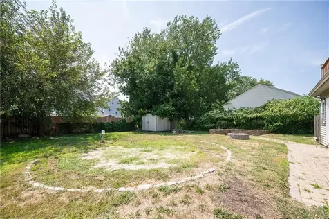 115 Sutton Avenue East Providence RI 02914