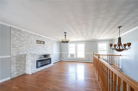 115 Sutton Avenue East Providence RI 02914