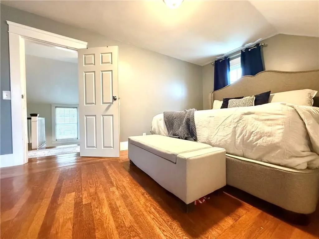 372 Farmington Avenue Cranston RI 02920