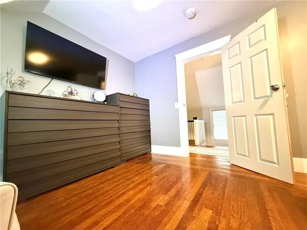 372 Farmington Avenue Cranston RI 02920