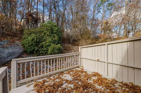 32 Hunters Run North Providence RI 02904