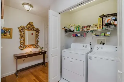 32 Hunters Run North Providence RI 02904