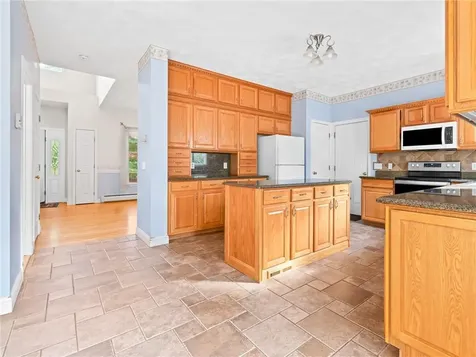 3 Aster Lane Coventry RI 02831