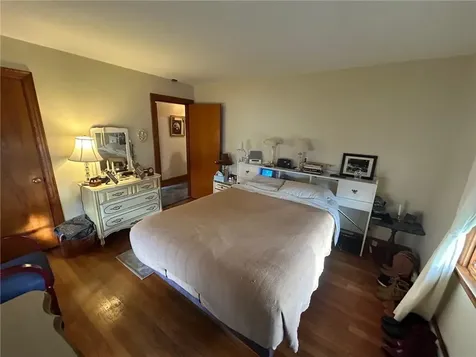 78 Kaufman Road Tiverton RI 02878