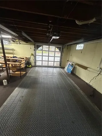 78 Kaufman Road Tiverton RI 02878