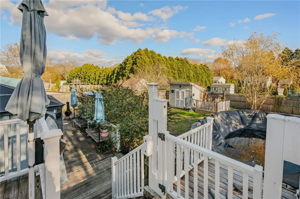 17 Byron Drive Westerly RI 02891