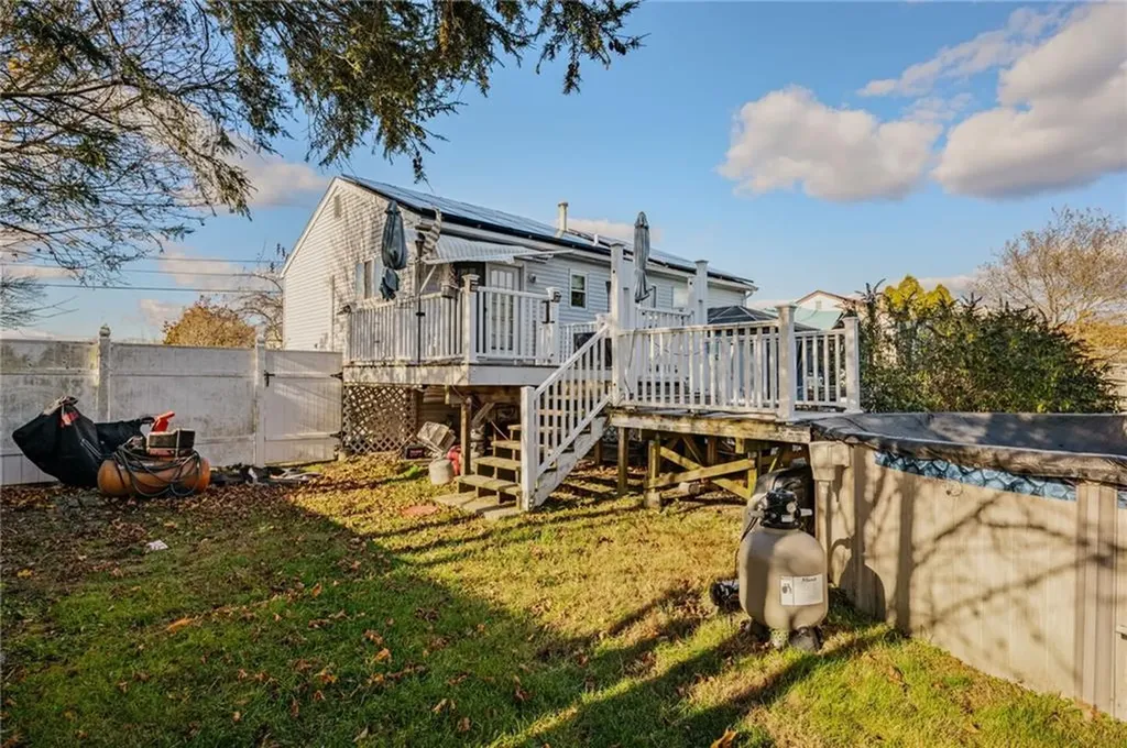 17 Byron Drive Westerly RI 02891