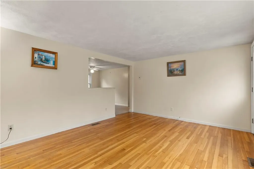 77 Macarthur Boulevard Coventry RI 02816