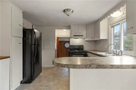 77 Macarthur Boulevard Coventry RI 02816