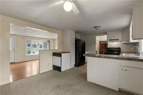 77 Macarthur Boulevard Coventry RI 02816