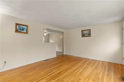 77 Macarthur Boulevard Coventry RI 02816