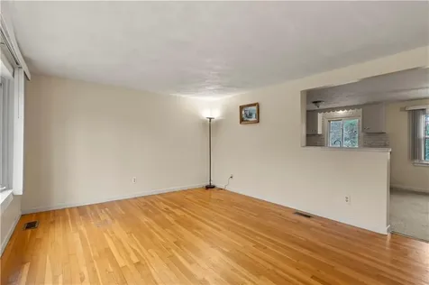 77 Macarthur Boulevard Coventry RI 02816