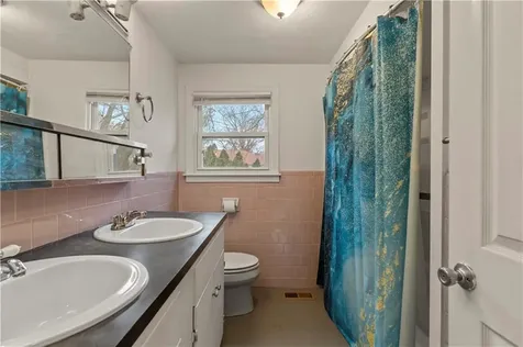 77 Macarthur Boulevard Coventry RI 02816