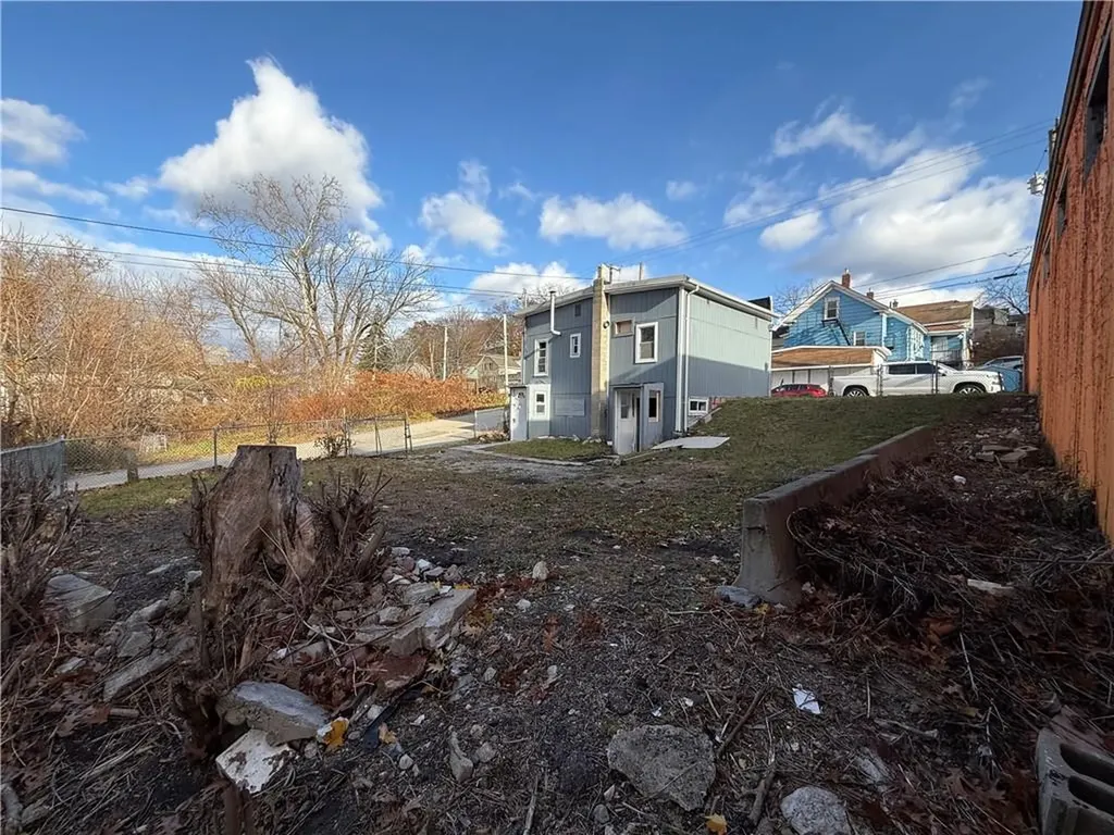 379 Front Street Woonsocket RI 02895