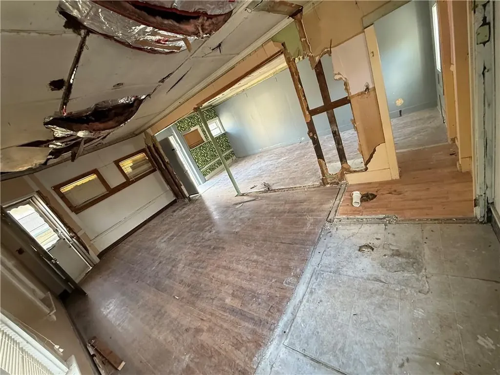 379 Front Street Woonsocket RI 02895