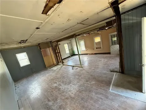 379 Front Street Woonsocket RI 02895