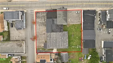 42 Main Road Tiverton RI 02878