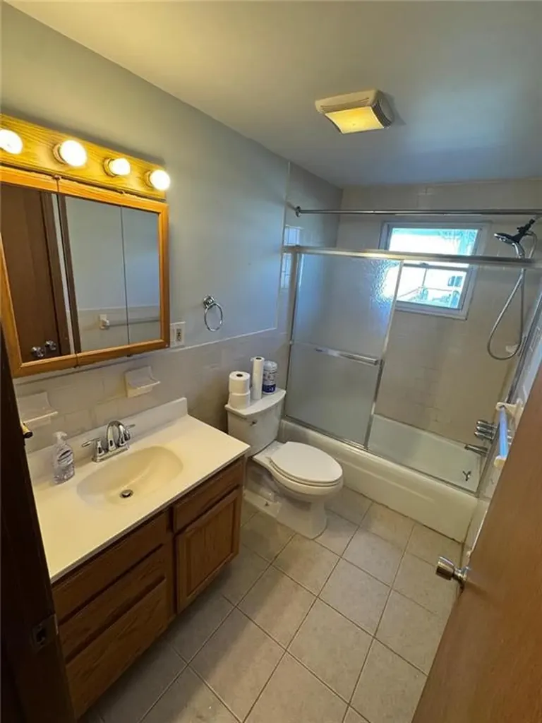 101 Northup Avenue Providence RI 02904