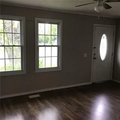 2073 Plainfield Pike Johnston RI 02919