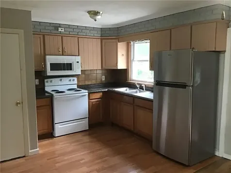 2073 Plainfield Pike Johnston RI 02919