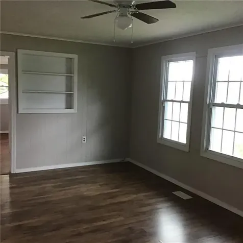 2073 Plainfield Pike Johnston RI 02919