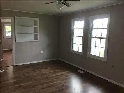 2073 Plainfield Pike Johnston RI 02919