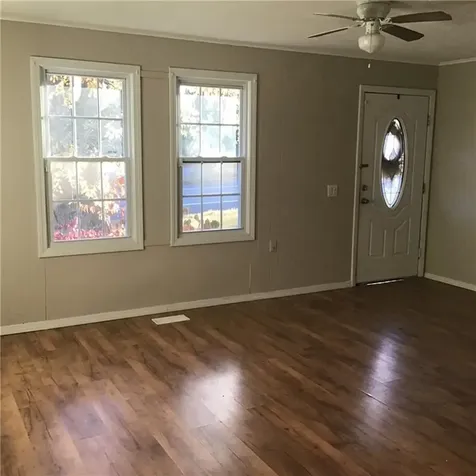 2073 Plainfield Pike Johnston RI 02919