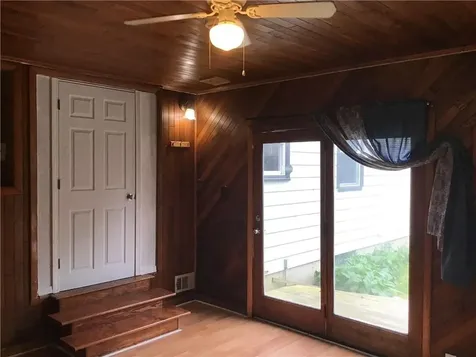 2073 Plainfield Pike Johnston RI 02919