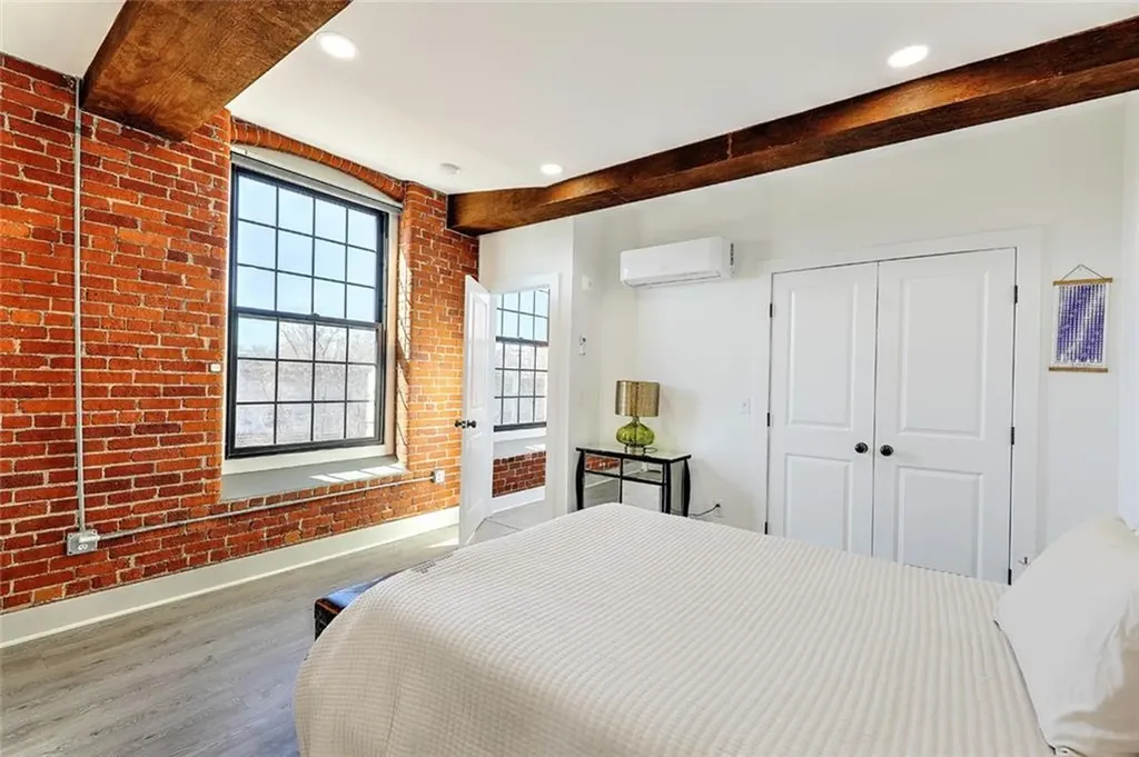 50 Ashburton Street Providence RI 02904