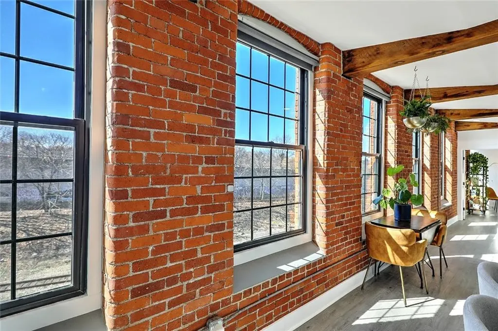 50 Ashburton Street Providence RI 02904