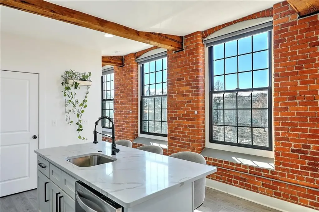 50 Ashburton Street Providence RI 02904