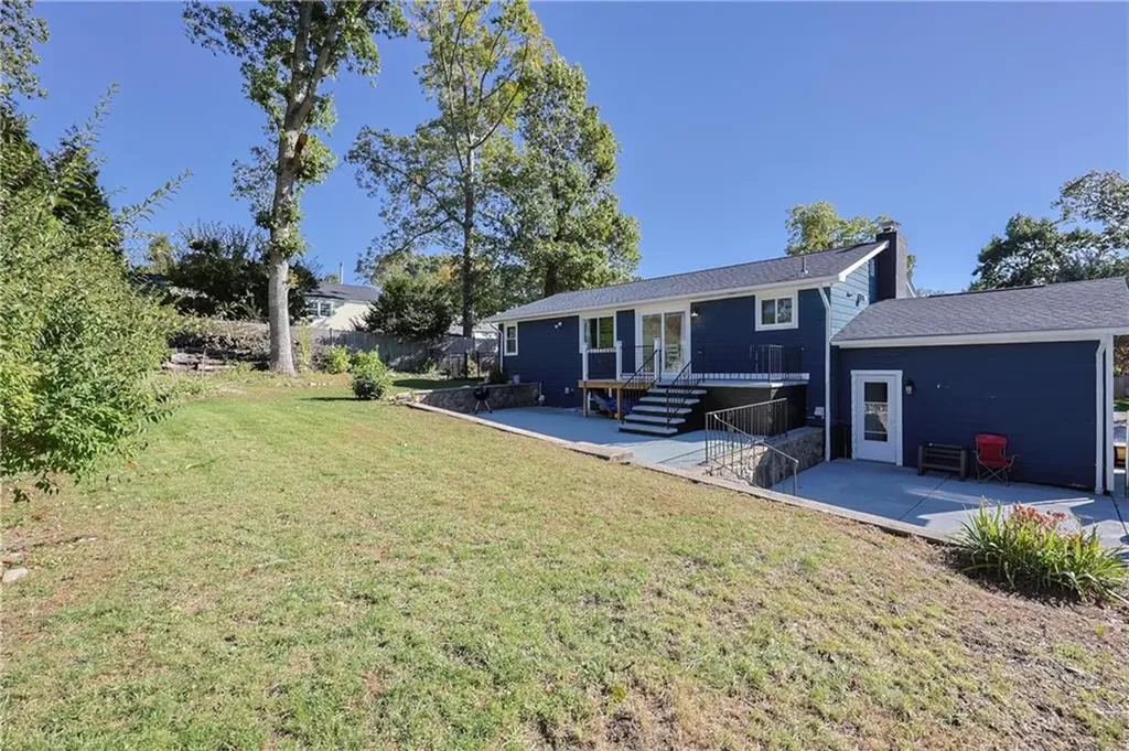 20 Manilla Avenue Cranston RI 02