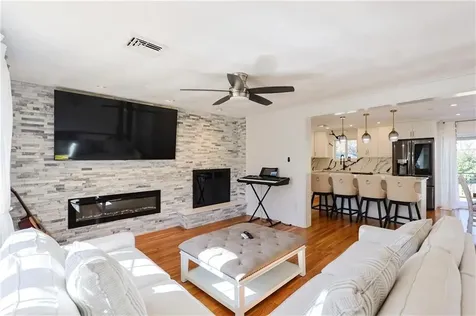 20 Manilla Avenue Cranston RI 02