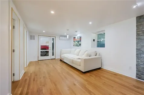 20 Manilla Avenue Cranston RI 02