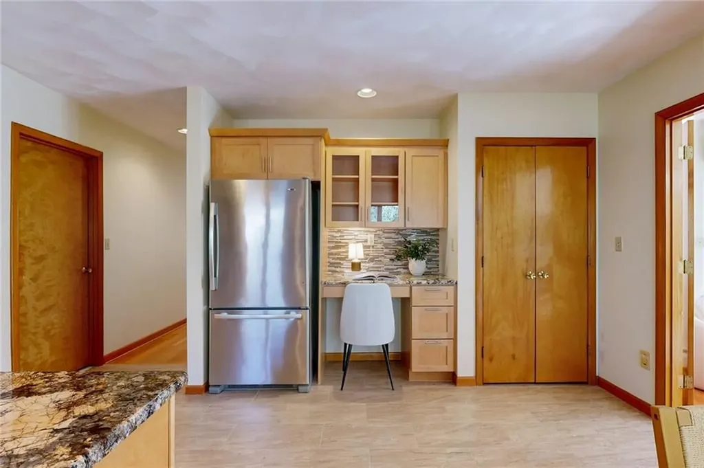 40 Phenix Ridge Drive Cranston RI 02921