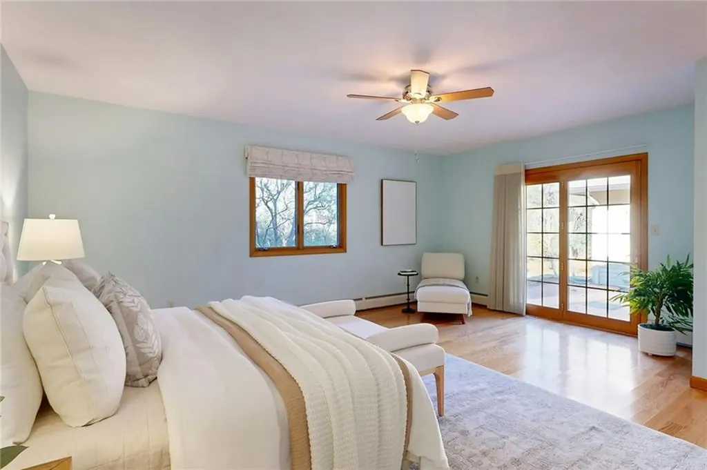 40 Phenix Ridge Drive Cranston RI 02921