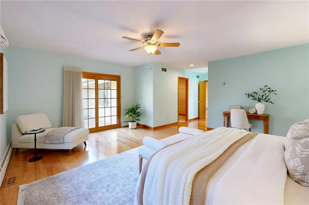 40 Phenix Ridge Drive Cranston RI 02921