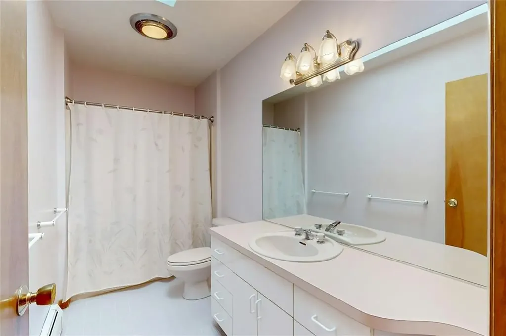 40 Phenix Ridge Drive Cranston RI 02921