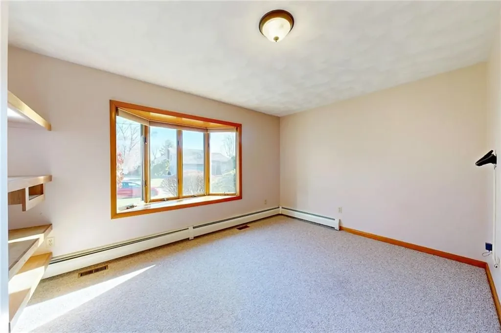 40 Phenix Ridge Drive Cranston RI 02921