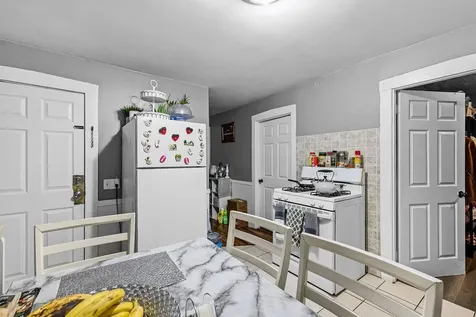 517 511 High Street Central Falls RI 02863
