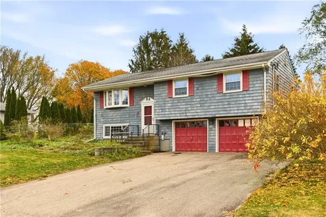 44 Buckwheat Avenue Portsmouth RI 02871