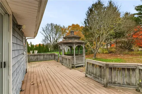 44 Buckwheat Avenue Portsmouth RI 02871